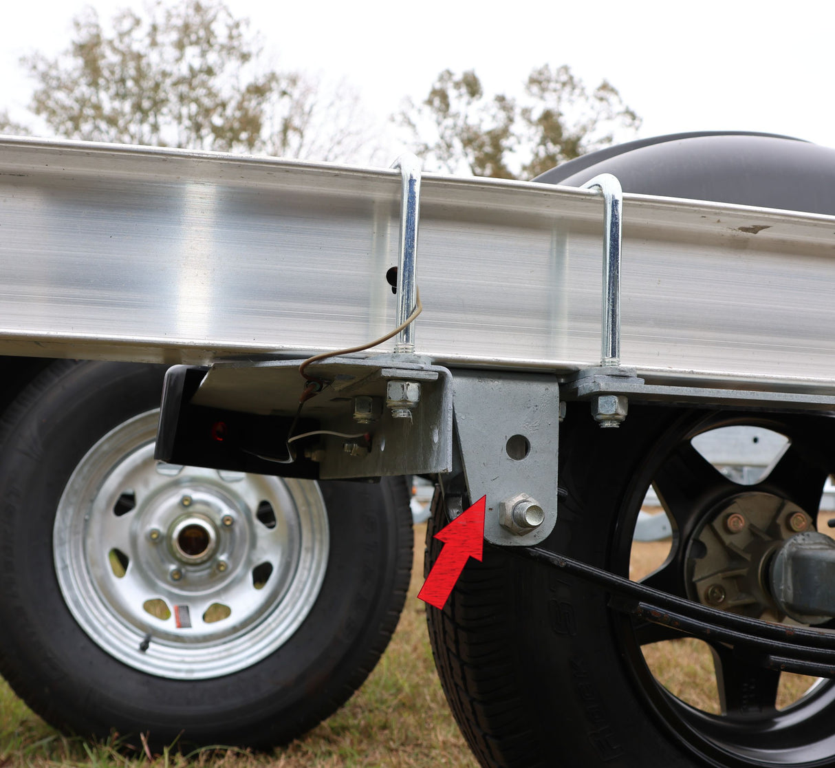 Spring Hanger Galvanized Bracket 250-015522-10