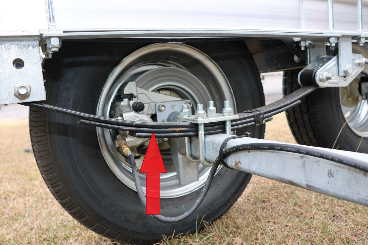 EZ Loader C-Hook (Slipper) 26-1/4" 3-Leaf Spring – 250-031405
