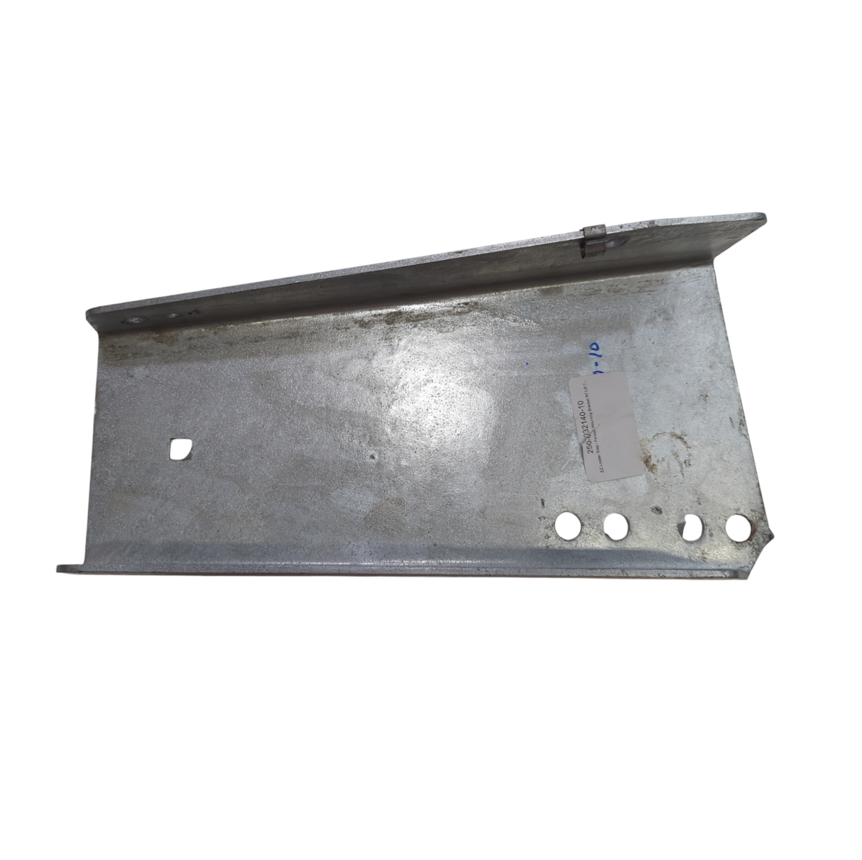 EZ Loader 7" Tapered Step & Fender Mounting Bracket RF/LR 250-032140-10