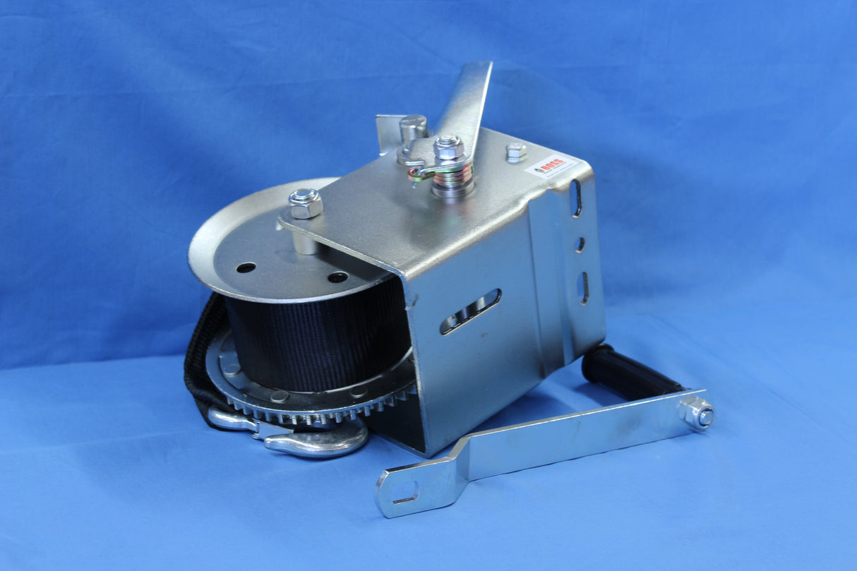 EZ Loader 3200 lb trailer winch