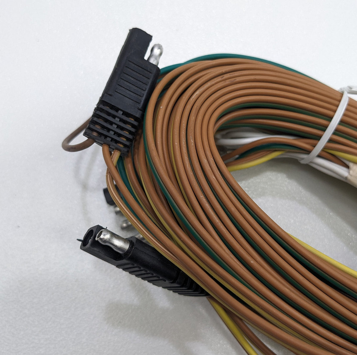 Wire ends and connection details of EZ Loader harness 250-022703