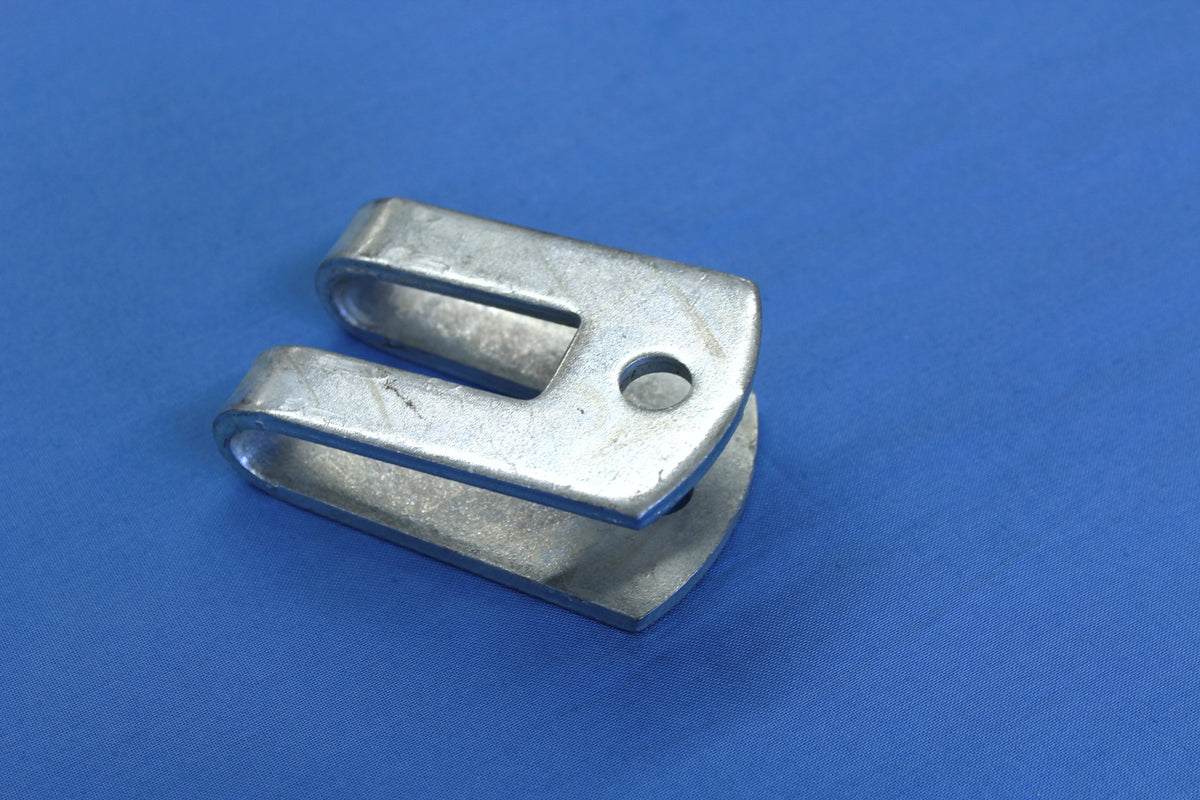 Side profile of EZ Loader roller arm mounting strap 250-015629