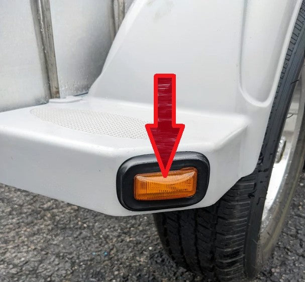 Amber LED Recessed Fender Marker Light — 250-032130
