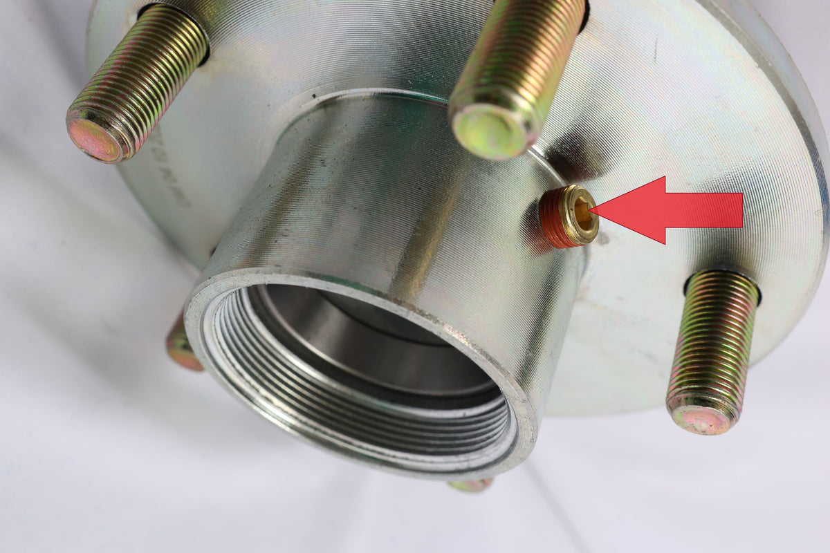 EZ Loader BT150A 5-Lug Oil Bath Hub Kit | 300-029533
