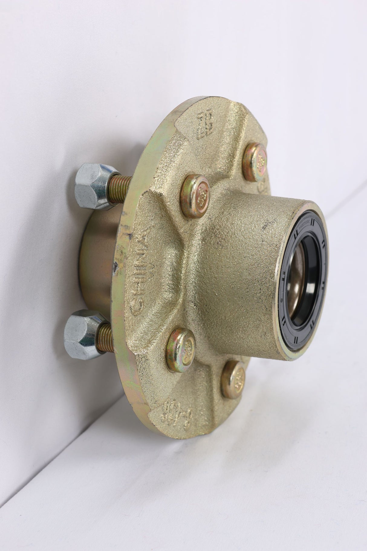 5 Lug H1000 Oil Bath Hub Kit for 1-3/8" x 1-1/16" Tapered Spindle 300-029534